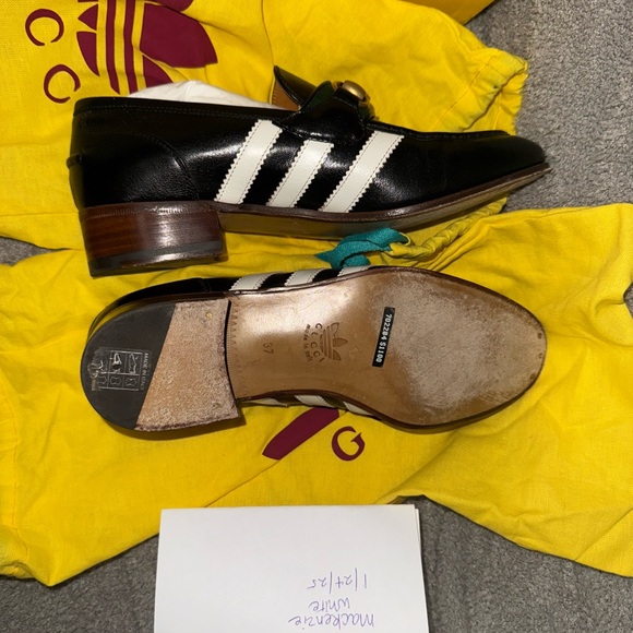 Gucci Black and White Loafers - Picture 3 of 3